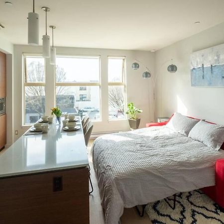 Clean 3Rd Floor 1 Bedroom Apt In Old Town China Town Victoria Esterno foto